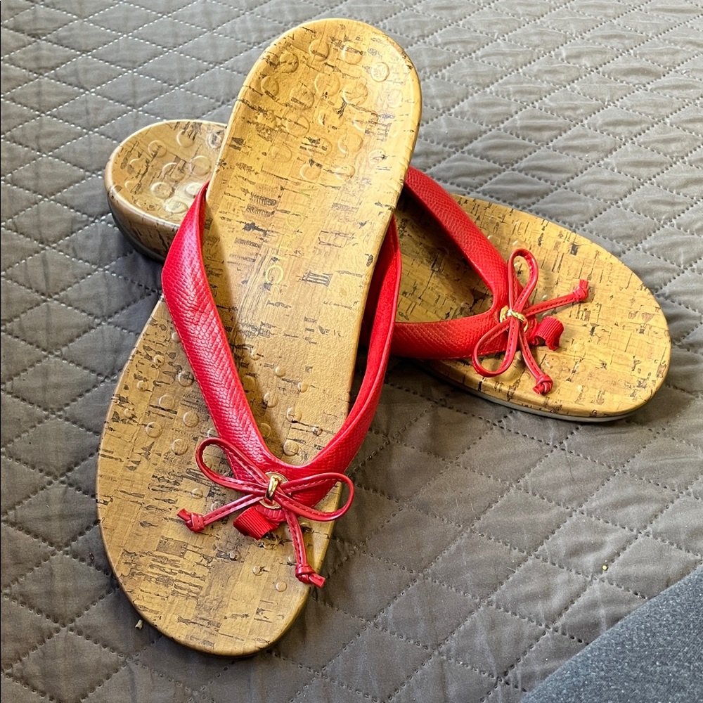Vionic Red Cork Flip-Flop Sandals